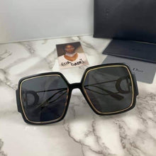 Load image into Gallery viewer, 30 Montaigne 2 Luxury Square Shades by DIOR-birthday-gift-for-men-and-women-gift-feed.com

