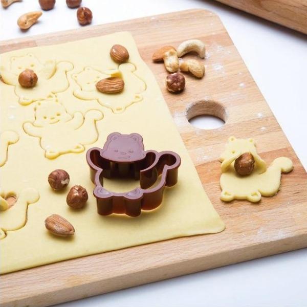 CLOSED GIVEAWAY - Nutter Squirrel Cookie Cutter-birthday-gift-for-men-and-women-gift-feed.com