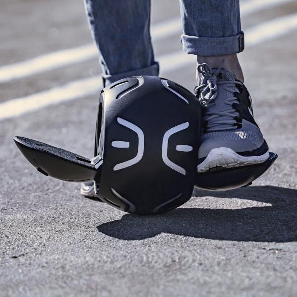 JYROBALL The Hover Ball-birthday-gift-for-men-and-women-gift-feed.com