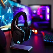 Load image into Gallery viewer, Logitech G935 Wireless Gaming Headset-birthday-gift-for-men-and-women-gift-feed.com
