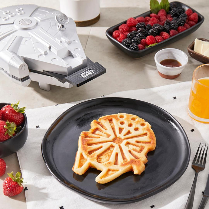 Millennium Falcon Waffle Maker-birthday-gift-for-men-and-women-gift-feed.com