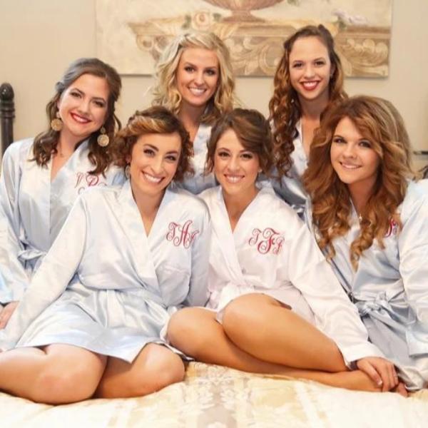 Personalised Bridesmaids Robes-birthday-gift-for-men-and-women-gift-feed.com