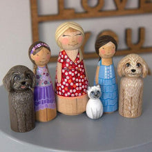 Load image into Gallery viewer, Personalized Peg Doll Family Framed Portrait-birthday-gift-for-men-and-women-gift-feed.com

