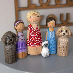 Personalized Peg Doll Family Framed Portrait-birthday-gift-for-men-and-women-gift-feed.com