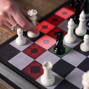 Smart Chess Board with Built-In Chess Instructor-birthday-gift-for-men-and-women-gift-feed.com
